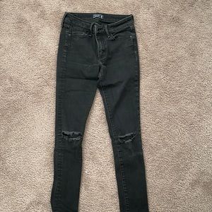 a&f distressed harper super skinny black jeans